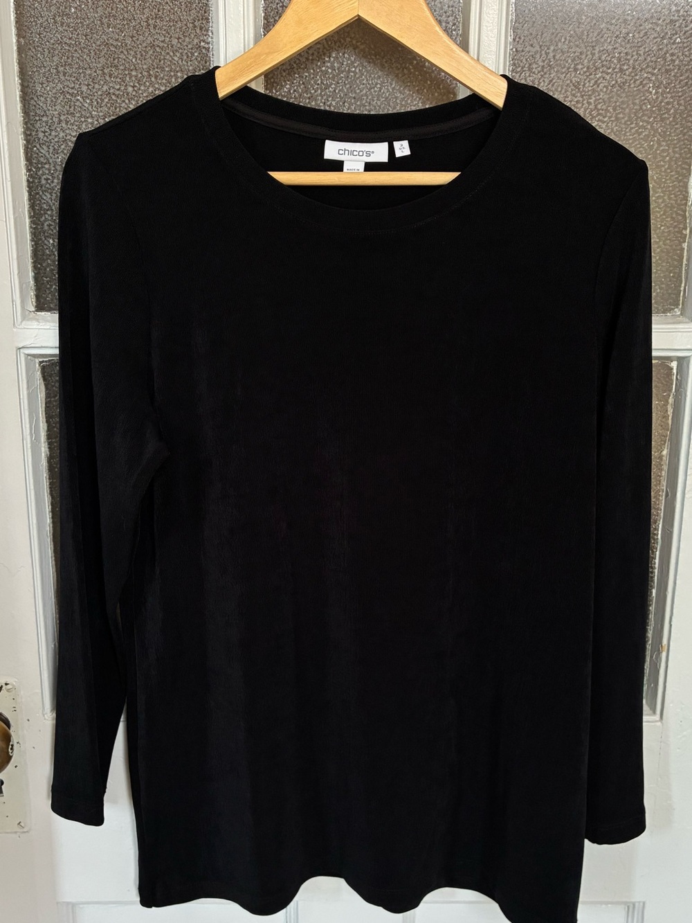 Chico’s Black Long Sleeve Tunic Top Size 2/Large Classic Minimalist